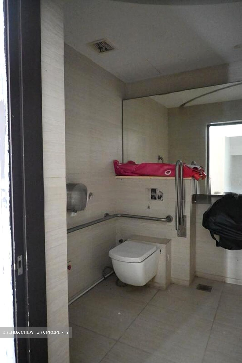 Smith Street (D1), Retail #547846031